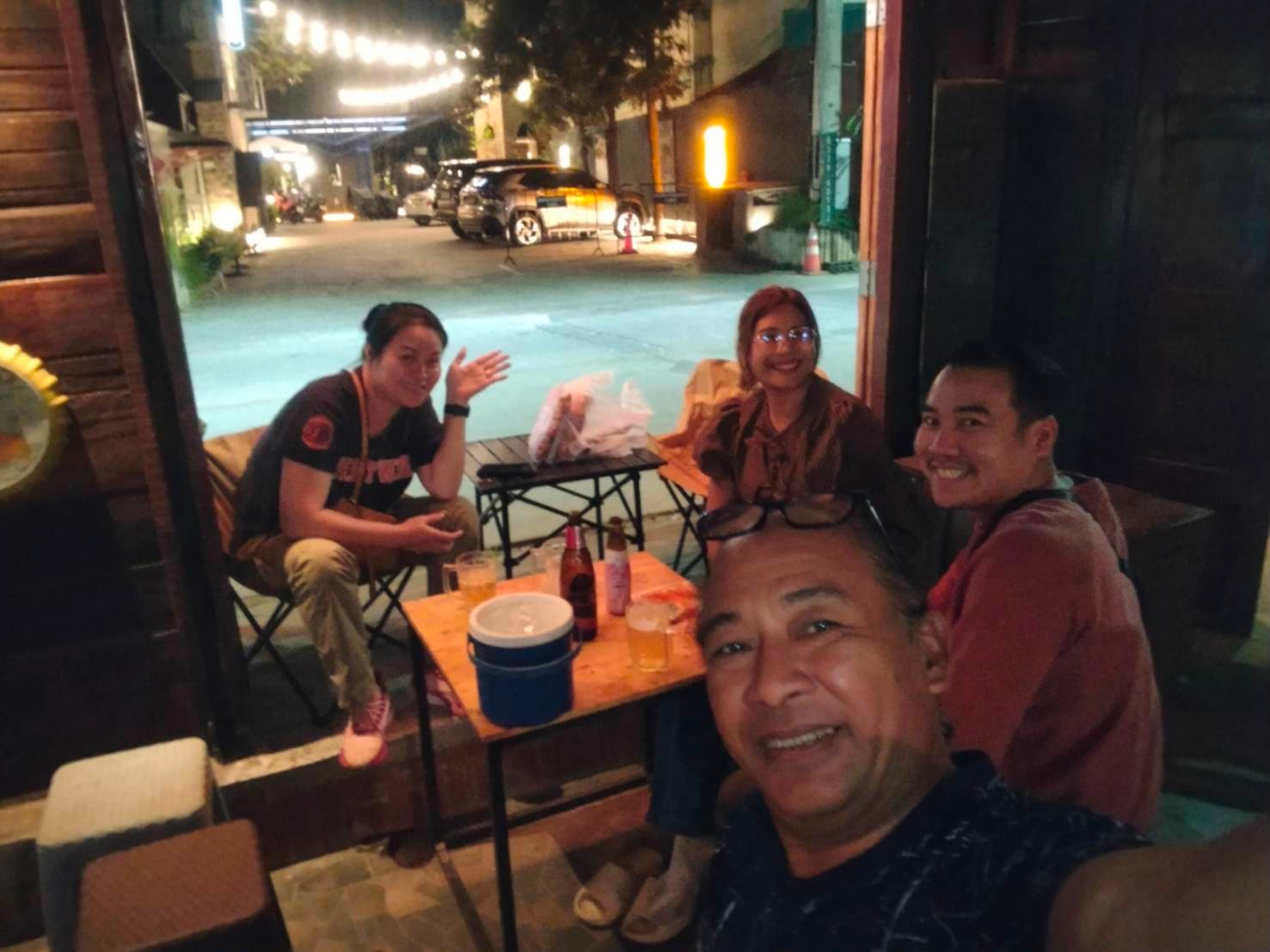 Guests enjoying an evening together at Cafe LungChang